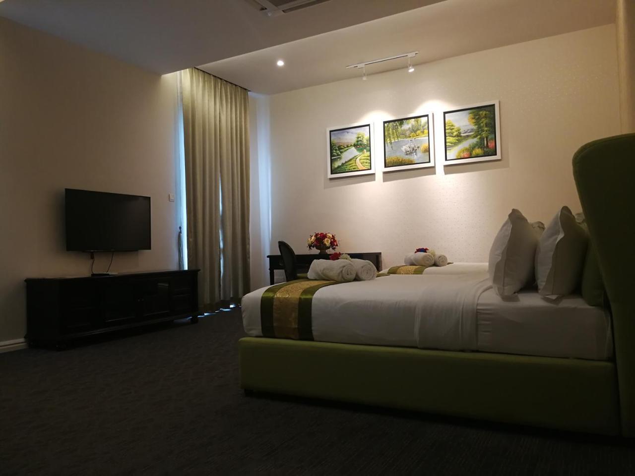 Casa Bianca Hotel Keluang Kültér fotó